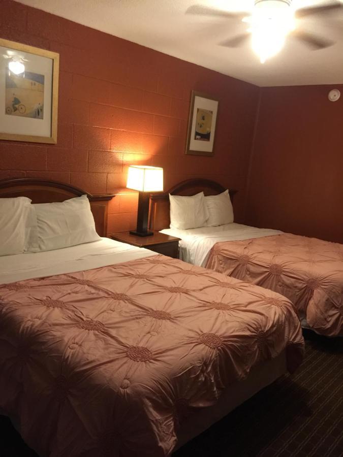 Hope Inn Lenox Εξωτερικό φωτογραφία