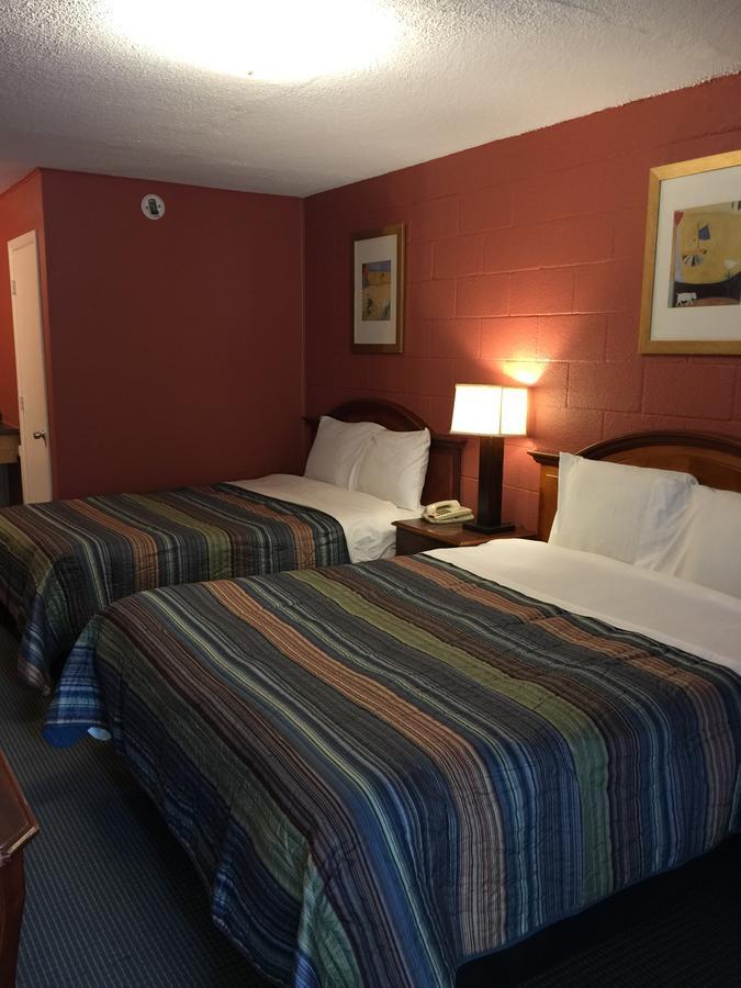 Hope Inn Lenox Εξωτερικό φωτογραφία
