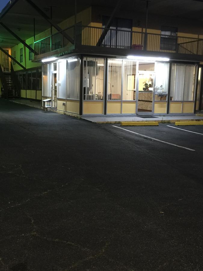 Hope Inn Lenox Εξωτερικό φωτογραφία