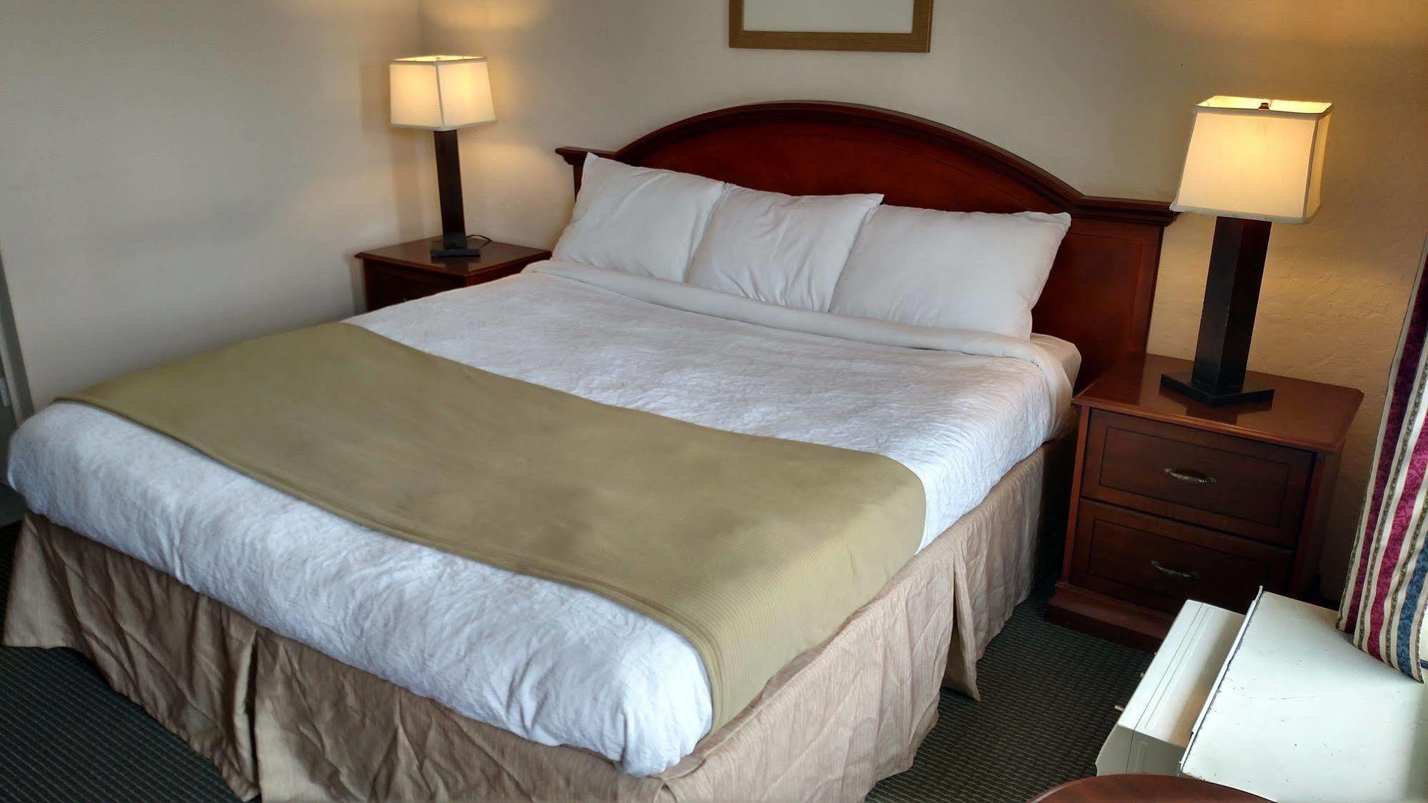 Hope Inn Lenox Εξωτερικό φωτογραφία