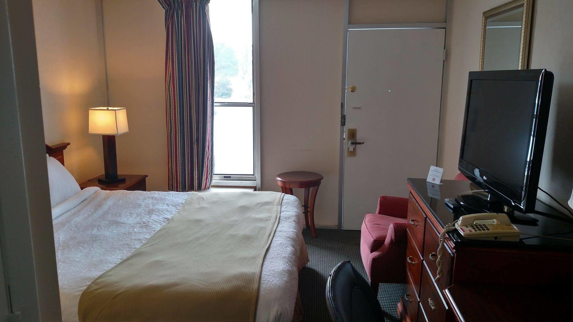 Hope Inn Lenox Εξωτερικό φωτογραφία